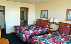 Crescent Beach Motel